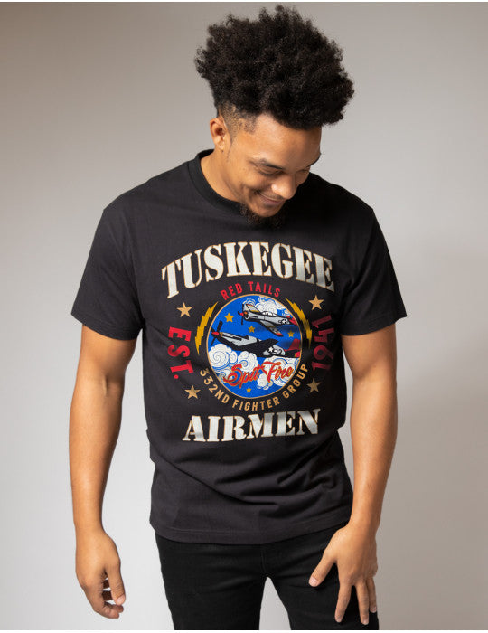 TUSKEGEE AIRMEN GRAPHIC TEE